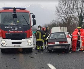 Auto contromano, sull’A30 muoiono due anziani