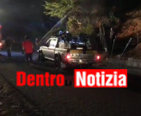 Solofra. Il fuoco a ridosso delle case alla frazione Sant’Andrea. Vigili del fuoco, volontari, carabinieri e polizia municipale sul posto