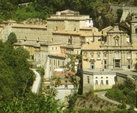 Abbazia di Cava de’ Tirreni furi dall’elenco Unesco