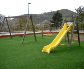 A Sant’Angelo il nuovo parco giochi in piazza “don Gaetano Fiminani”. Domani l’inaugurazione