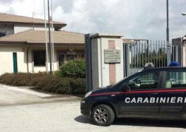 Volturara Irpina – Litiga con la compagna e aggredisce i carabinieri: arrestato