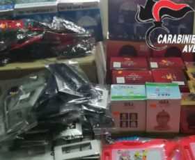 Avellino: prodotti Natalizi contraffatti, continuano i sequestri
