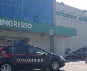 Mercogliano (Av). Ruba capi costosi di abbigliamento, arrestato 25 enne