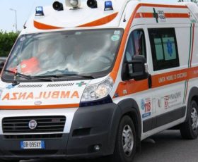 Mercato San Severino. Incidente in Irpinia moto-camion, grave uomo di Mercato San Severino