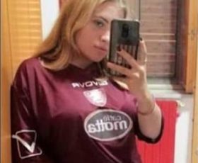 Accusa malore in classe, muore Melissa La Rocca 16enne del Da Vinci di Salerno