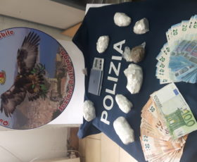 Salerno. La Polizia trae in arresto una coppia di coniugi che detenevano in casa cocaina e marijuana.