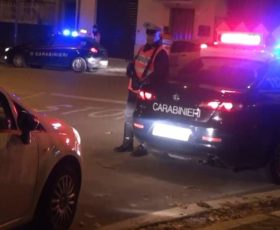 MONTELLA (AV) – IN GIRO CON UN COLTELLO A SERRAMANICO: 40ENNE DENUNCIATO DAI CARABINIERI