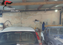 ARIANO IRPINO (AV) – AUTOCARROZZERIA CLANDESTINA: DUE PERSONE DENUNCIATE DAI CARABINIERI