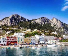 Avevano sottratto al fallimento una villa a Capri del valore di cinque milioni di euro, sequestrata dalla Guardia di Finanza
