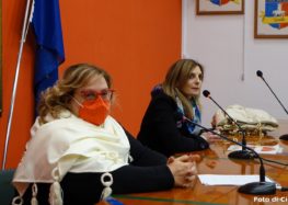La sindaca Paola Lanzara e l’assessore Antonia Alfano tirano le somme di un anno per il Sociale