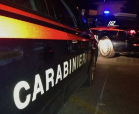 40enne sottoposto a controllo si scaglia contro i carabinieri, arrestato